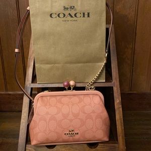 NWT Coach Nora kisslock crossbody bag